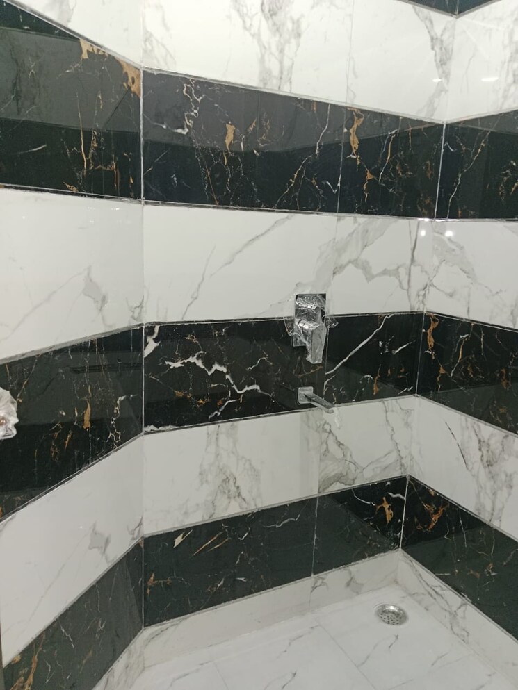 Bathroom, sector 17 dwarka 2 Bedroom 800 Sq.Ft. Builder Floor In Sector 17 Dwarka Delhi 8054660