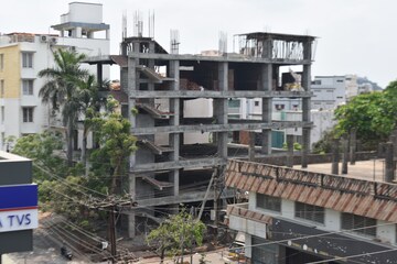  Office Space – Exterior View View at Benz Circle - for Rent
