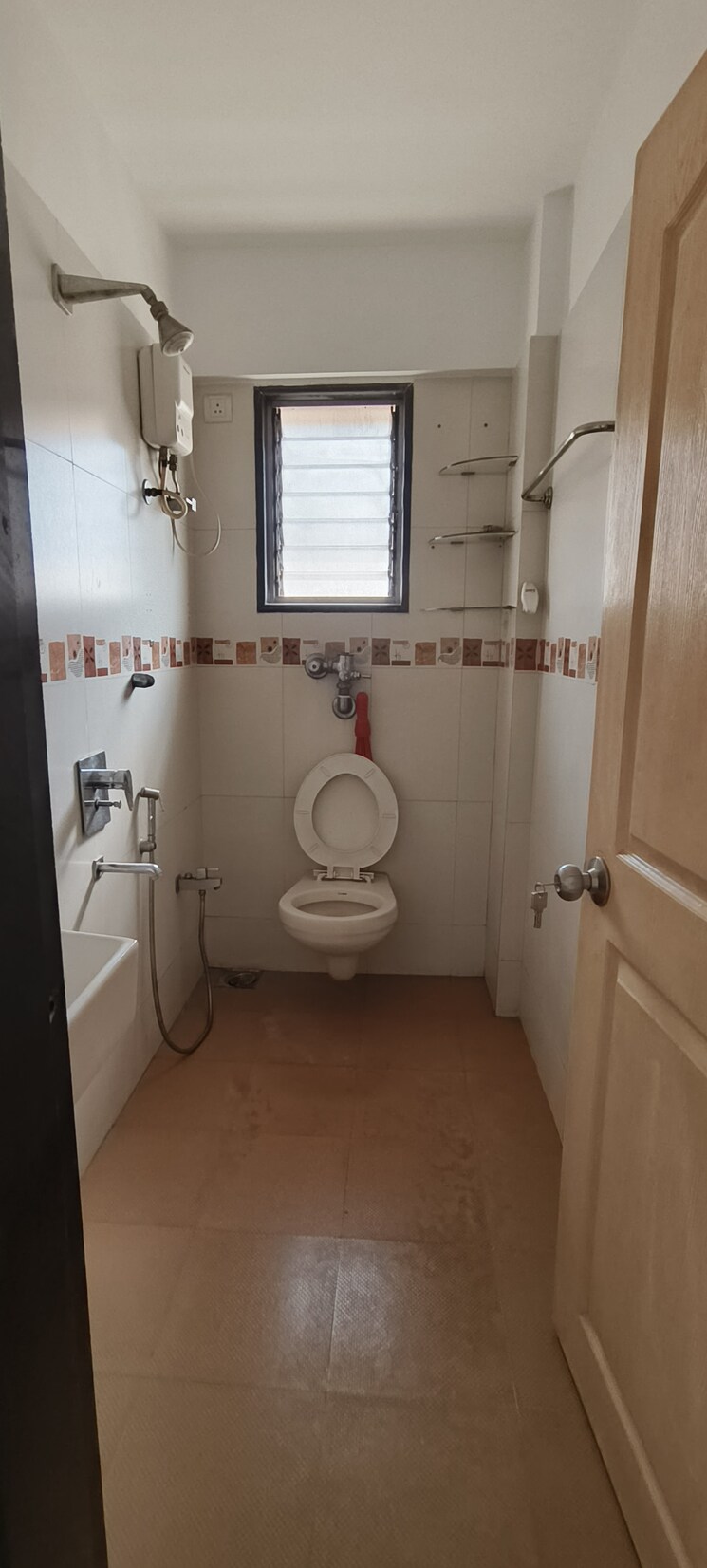 Bathroom, hoshang-baug 1 Bedroom 400 Sq.Ft. Apartment In Santacruz East Mumbai 8054688