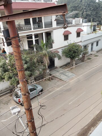 Balcony in 1 RK Independent House at Vikas Nagar – for Rent
