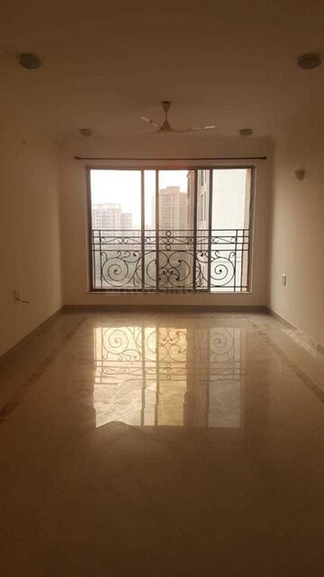Room in 3 BHK Apartment at Raheja Acropolis, Deonar – for Rent
