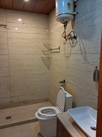 Bathroom in 2 BHK Apartment at Supertech Cape Town, Sector 74 – for Rent