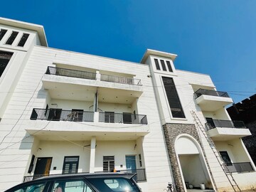 3 BHK Builder Floor For Sale in Sector 123