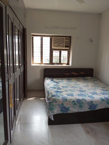 Bedroom in 2 BHK Apartment at Gulmohar House, Bandra West – for Rent