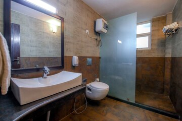 Bathroom in 6 BHK Independent House at Sattal Modh – for Sale