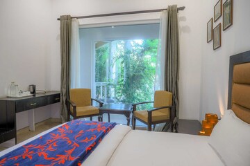 Bedroom in 6 BHK Independent House at Sattal Modh – for Sale