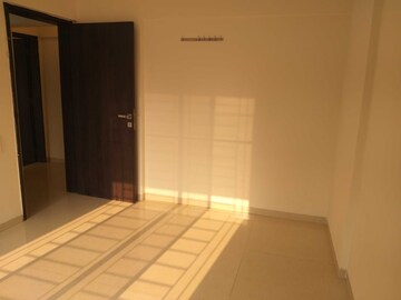 Room in 3 BHK Apartment at Alaknanda – for Sale