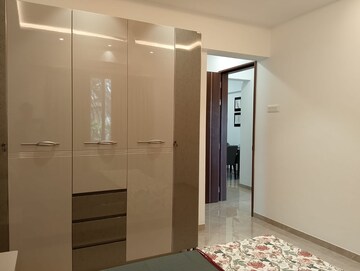 Room in 3 BHK Apartment at Alaknanda – for Sale