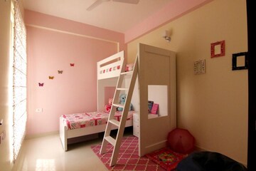 Furnished Amenities in 3 BHK Apartment at Anant Raj The Estate Floors, Sector 63a – for Rent