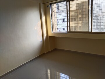 Room in 1 BHK Builder Floor at Laxmi Avenue D Global City Ph-1, Virar West – for Sale