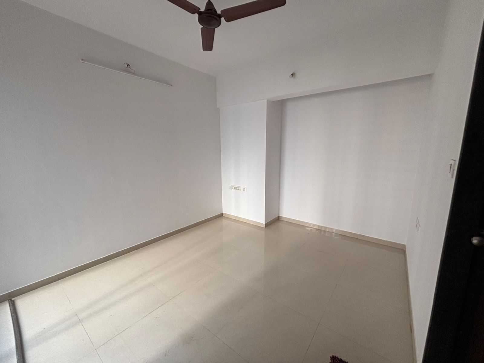 2 BHK + Pooja Room Apartment For Sale in Runwal Eirene