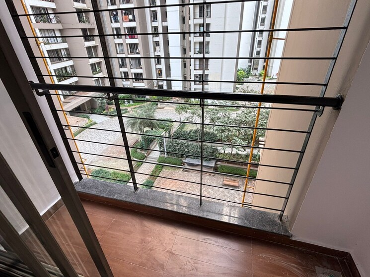 Balcony, runwal-eirene 2 Bedroom 568 Sq.Ft. Apartment In Balkum Pada Thane 8054916