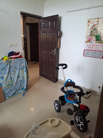 Parking in 2.5 BHK Apartment at Himalaya Pride, Tech Zone 4 Greater Noida – for Sale