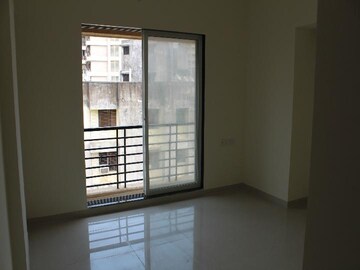 Room in 2 BHK Apartment at JVM Shubham, Kasarvadavali – for Rent