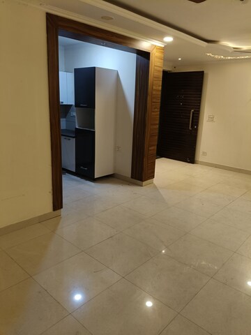 Room in 3 BHK Apartment at Dhakoli Village – for Rent