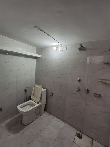 Master Bedroom in 1 BHK Builder Floor at Palam Vihar Residents Association, Palam Vihar – for Rent