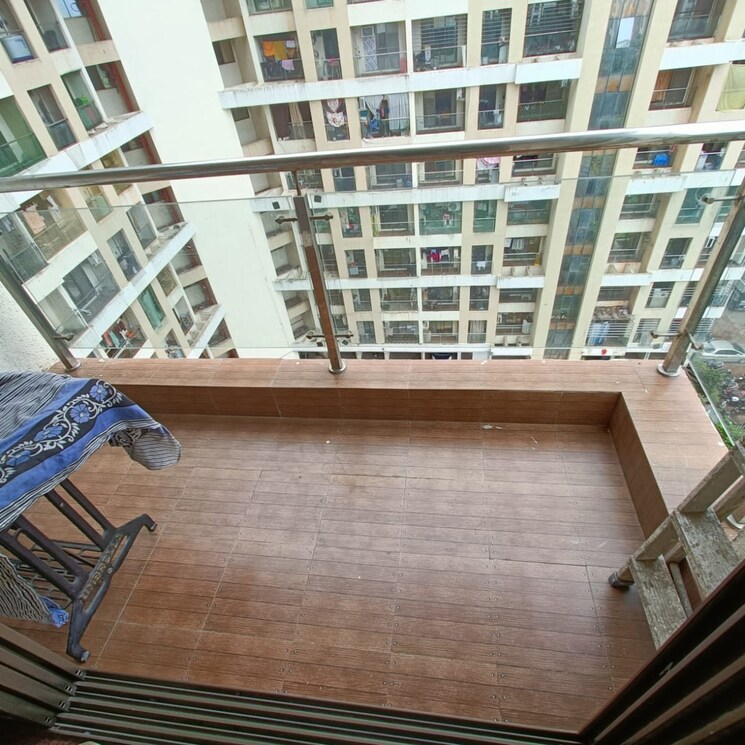 Balcony, shree-ostwal-orchid-building-no-9-to-12 2 Bedroom 550 Sq.Ft. Apartment In Kanakia Park Thane 8054957