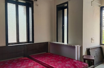 Room in  Pg at Andheri East – for Rent