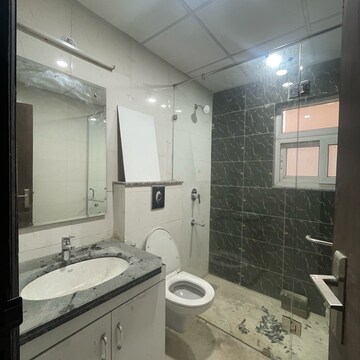Kitchen in 3 BHK Builder Floor at BPTP Amstoria, Sector 102 – for Sale