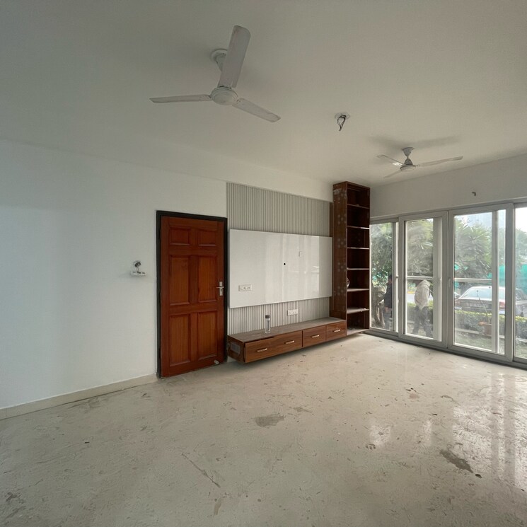 Room, bptp-amstoria 3 Bedroom 2229 Sq.Ft. Builder Floor In Sector 102 Gurgaon 8055066