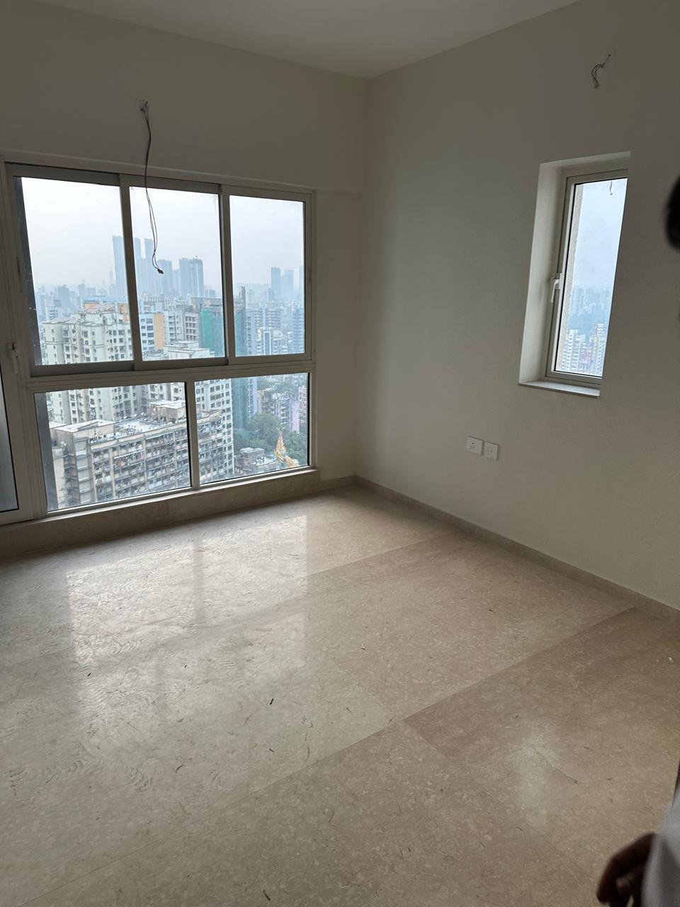 2 BHK Apartment For Sale in Omkar Signet