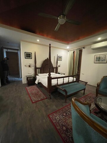 Living Room in 6 BHK Independent House at Vasant Kunj – for Rent