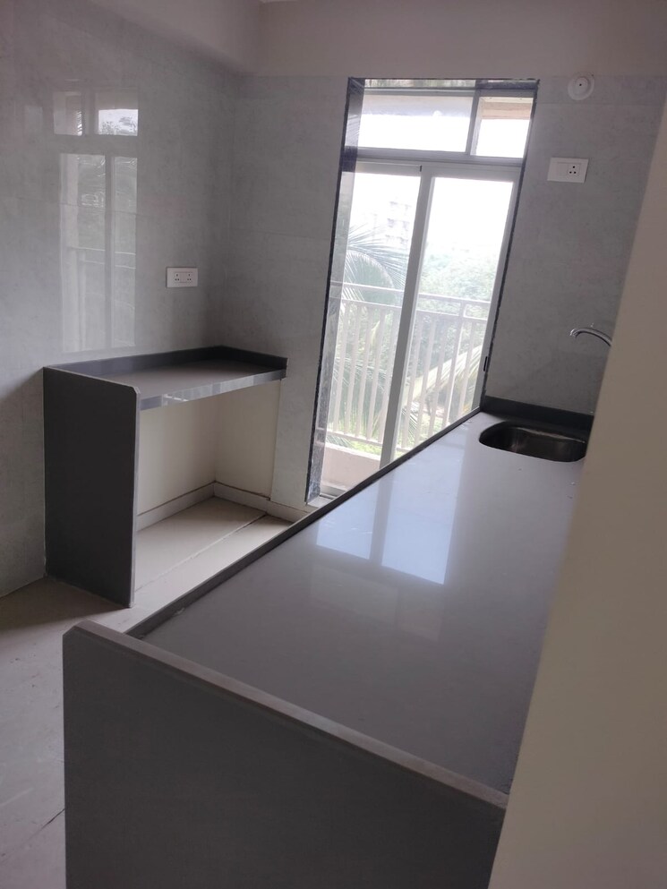 Kitchen, andheri east 3 Bedroom 880 Sq.Ft. Apartment In Andheri East Mumbai 8055239