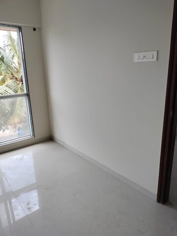 Room in 3 BHK Apartment at Andheri East – for Sale