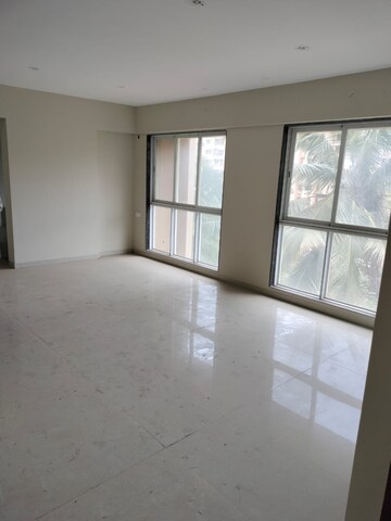 Room in 3 BHK Apartment at Andheri East – for Sale