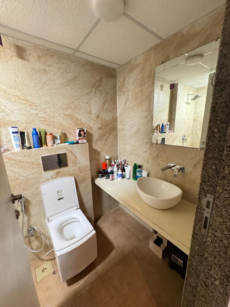 Master Bedroom, kanakia-silicon-valley 2 Bedroom 737 Sq.Ft. Apartment In Powai Mumbai 8055235