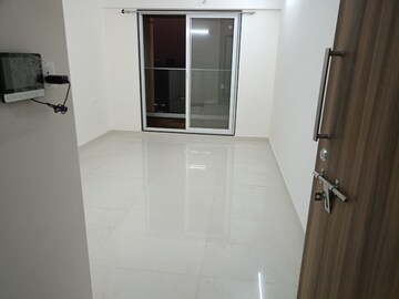 Room in 1 BHK Apartment at Ashar Axis, Subhash Nagar – for Rent