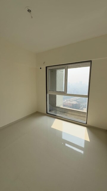Room in 2 BHK Apartment at Ashar Axis, Majiwada – for Rent
