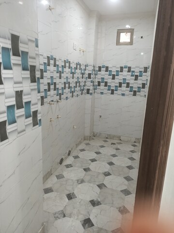 Bathroom in 2 BHK Independent House at Tughlakabad Extension – for Sale