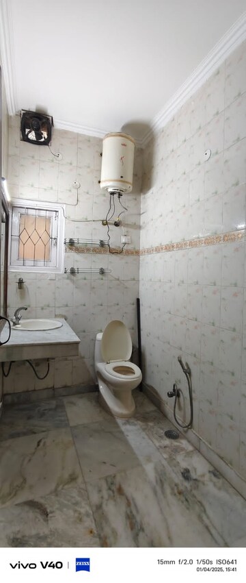 Bathroom in 2 BHK Builder Floor at Defence Colony – for Rent