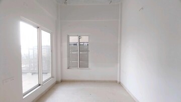 Room in 3 BHK Apartment at Indiabulls Sky Forest, Lower Parel – for Sale