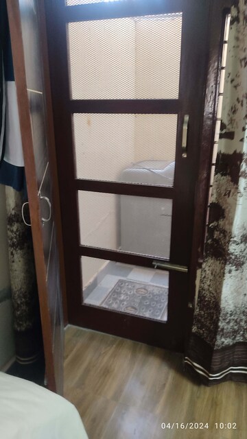  1 BHK Builder Floor at Sector 115 – for Sale