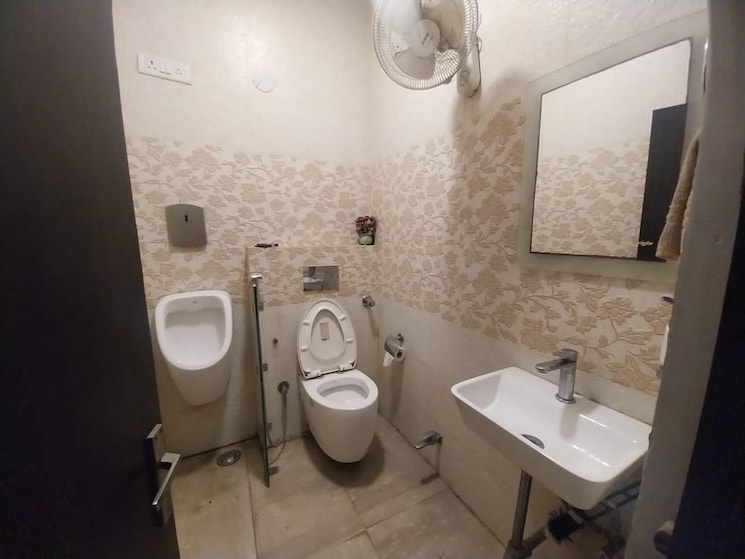 Floor Plan, defence colony Commercial Office Space 217 Sq.Yd. In Defence Colony Delhi 8055342