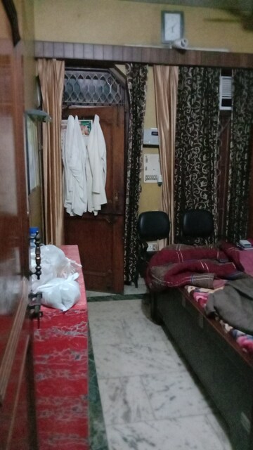 Living Room in 6+ BHK Independent House at Patel Nagar 3 – for Sale