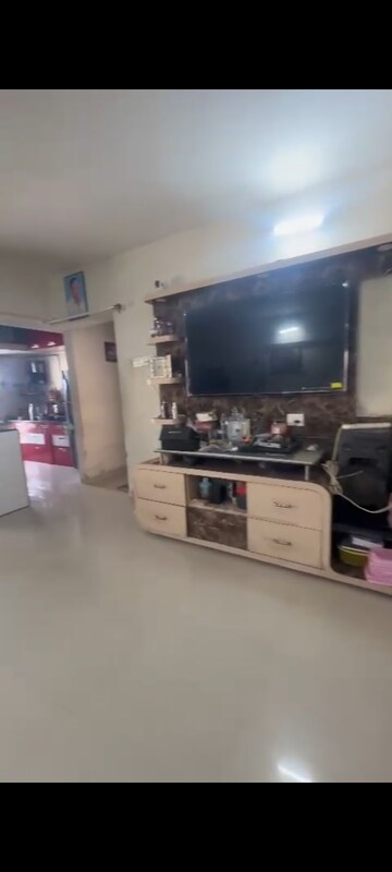 Furnished Amenities in 2 BHK Apartment at Unique Poonam Estate Cluster 3, Mira Road – for Rent