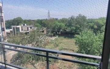Plot For Sale in Mahavir Enclave 1