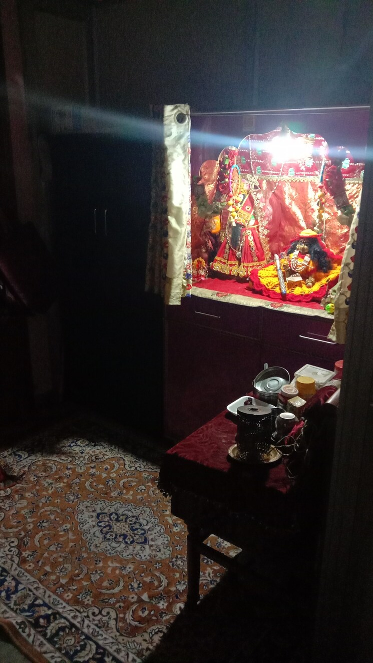 Bedroom, patel nagar 3 6+ Bedroom 280 Sq.Yd. Independent House In Patel Nagar 3 Ghaziabad 8055410