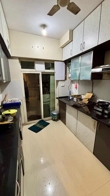 Master Bedroom in 2 BHK Apartment at Nahar Iris Ivy, Andheri East – for Rent
