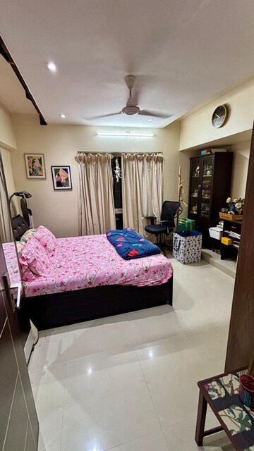 Bedroom in 2 BHK Apartment at Nahar Iris Ivy, Andheri East – for Rent