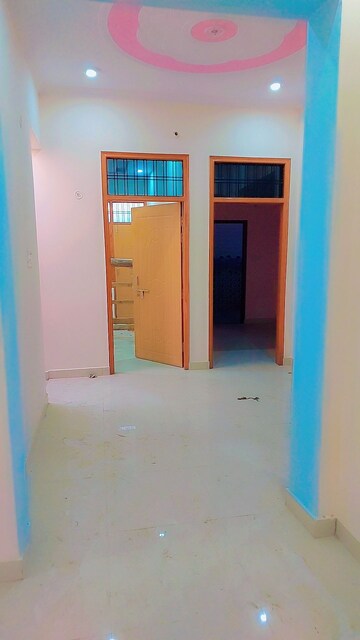 Room in 3 BHK Independent House at Wazirganj – for Sale