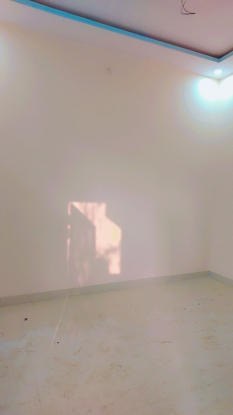 Room, wazirganj 3 Bedroom 1300 Sq.Ft. Independent House In Wazirganj Lucknow 8055414