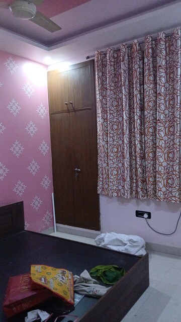 Room in 2 BHK Apartment at Jeevan Ashray CGHS, Sector 62 – for Rent