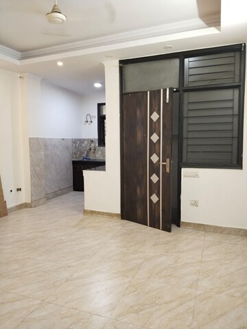 Room in 1 BHK Apartment at Panchsheel Vihar – for Rent