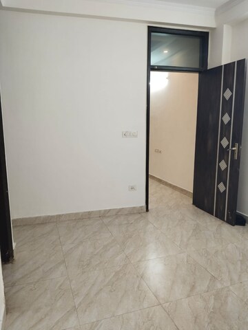 Room in 1 BHK Apartment at Panchsheel Vihar – for Rent