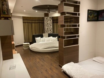 Master Bedroom in 4 BHK Apartment at ABA County 107, Sector 107 – for Rent