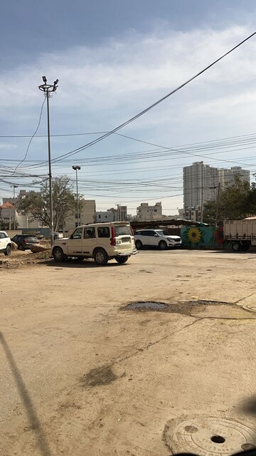 Parking in 6+ BHK Independent House at Narsingi – for Sale